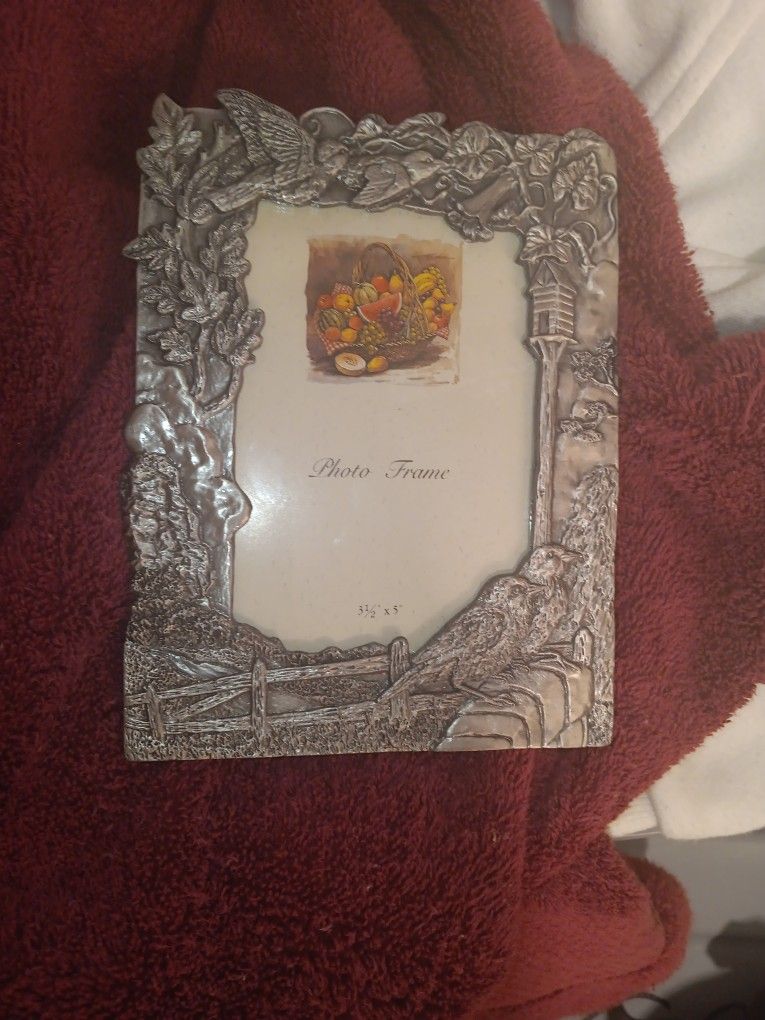 Vintage Antique Royal Selangor Pewter Photo Frame Smalee " Two Little Dicky Birds" 3.5x5 B30