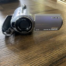 Sony Handycam DCR-SR62 
