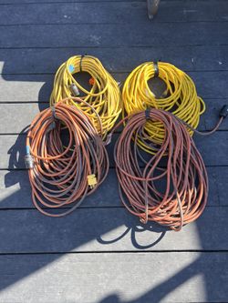 100ft Extension Cord