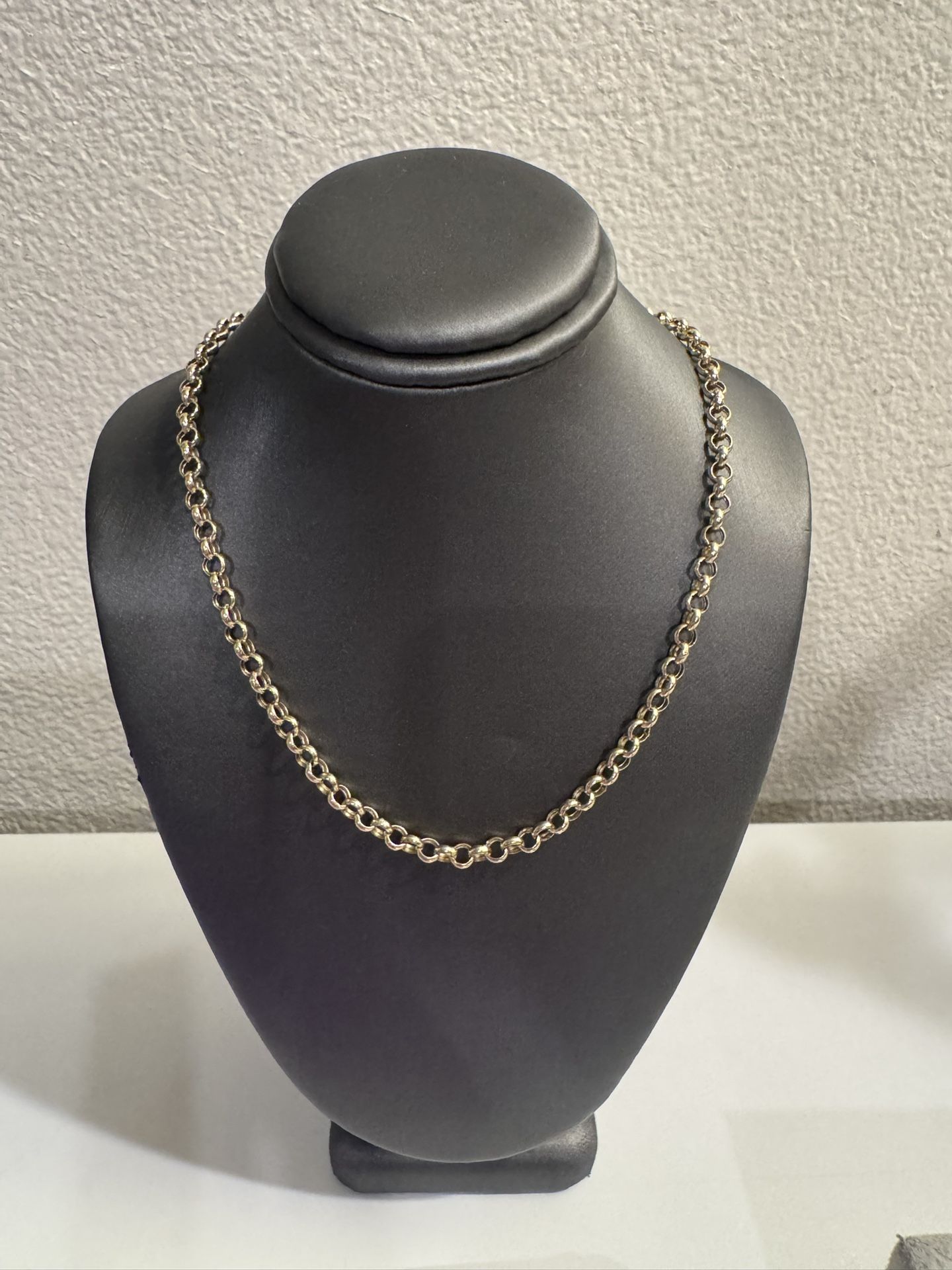 14k Yellow Gold Rolo Chain