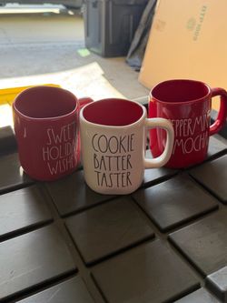 Rae Dunn Christmas mugs
