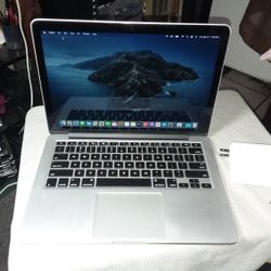 APPLE MacBook Pro Retina 13-inch A1(contact info removed)  2.6Ghz it 16GB Ram 512 SSD With Power  Charger