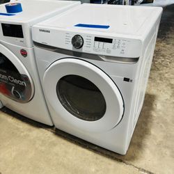 Samsung - 7.5 Cu. Ft. Stackable Gas Dryer with Sensor Dry - White $299 