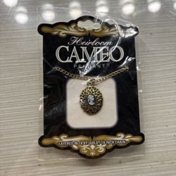 Vintage Cameo Pendants Necklace’s 2-Sided mirror Reversible Gold Tone 24” chain