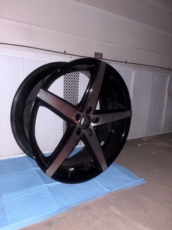 Lexani R-Four Wheel 20X8.5 Blank 15mm Gloss Black w/CNC Red Tinted Clear