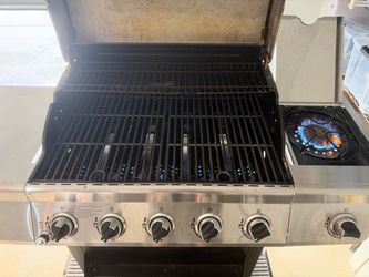 Nexgrill 5-Burner Propane Grill