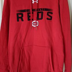 Cincinnati Reds under armour hooded sweatshirt NWT Hoodie De La Cruz
