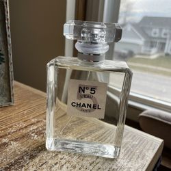 Chanel No 5 L’EAU Perfume