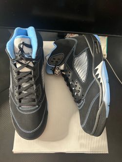 Jordan 5 Black University Blue Size 11