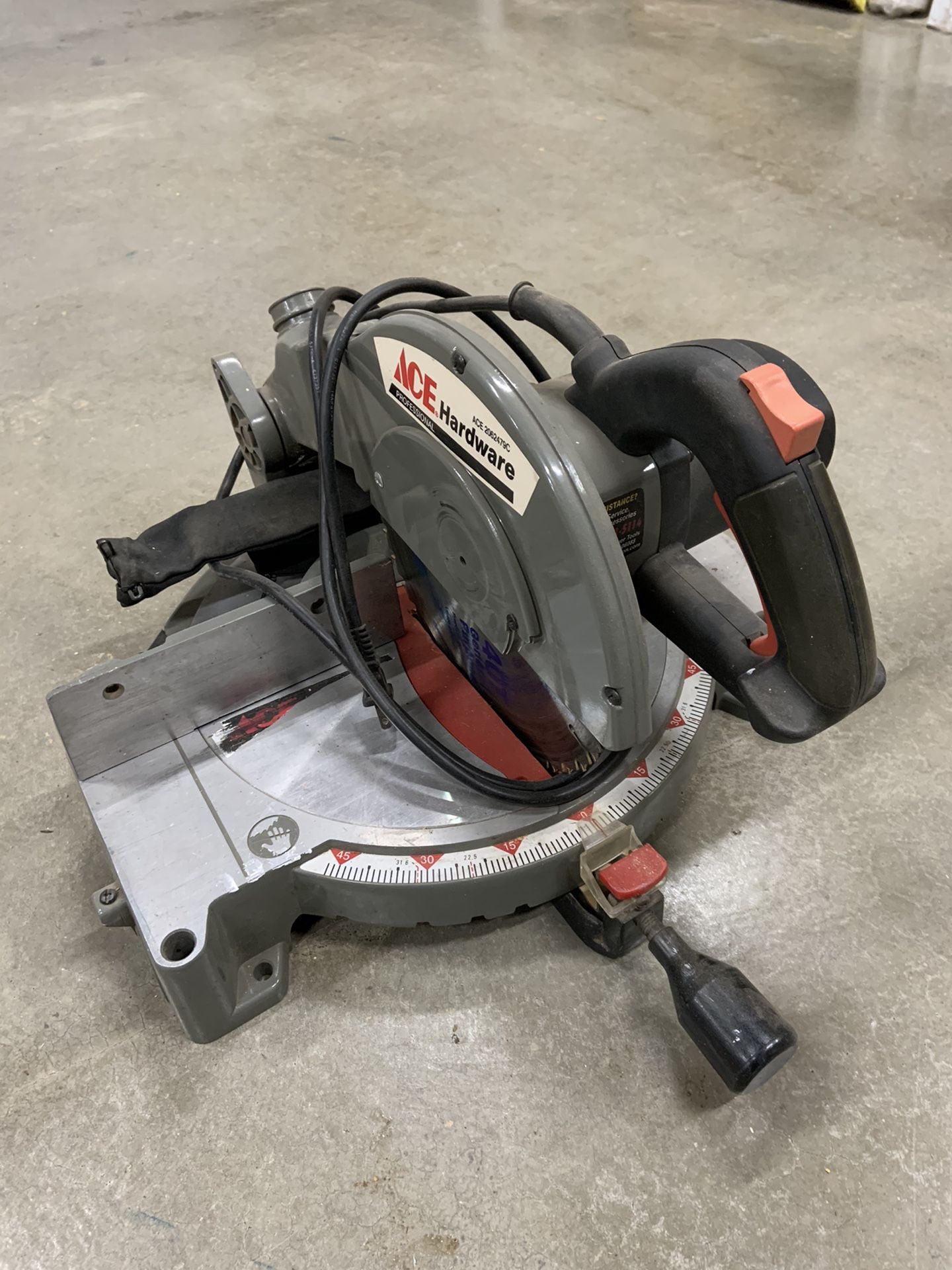 Ace Hardware 10” Miter Chop Saw for Sale in Snohomish, WA OfferUp