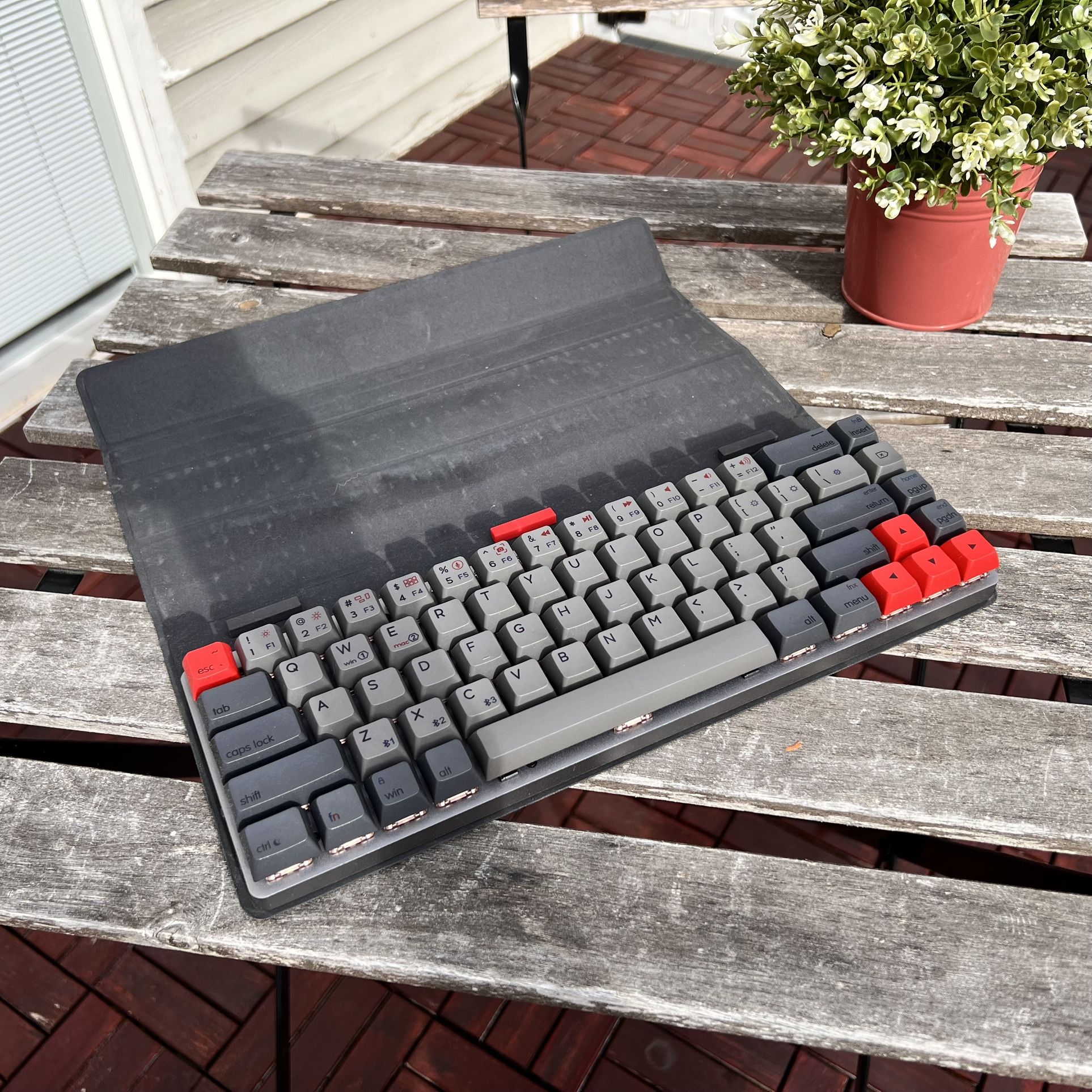 skyloong nt68 Wireless multiple devices RGB Mechanical Keyboard 