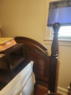 Queen Bedroom Set