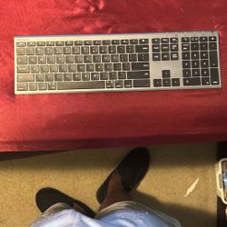 Macally Bluetooth Keyboard 