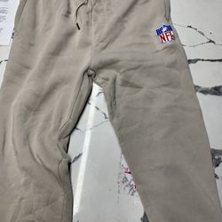 NFL Joggers Ran