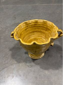 Flower pot