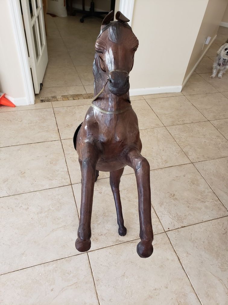 Horse rearing statue exquisitely detailed