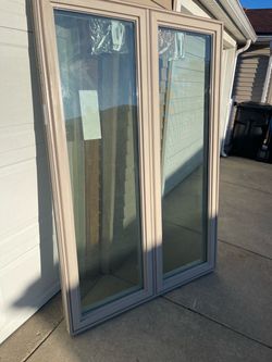 New casement window replacement size w47.3/4 h71 sandstone outside white inside screen to $550