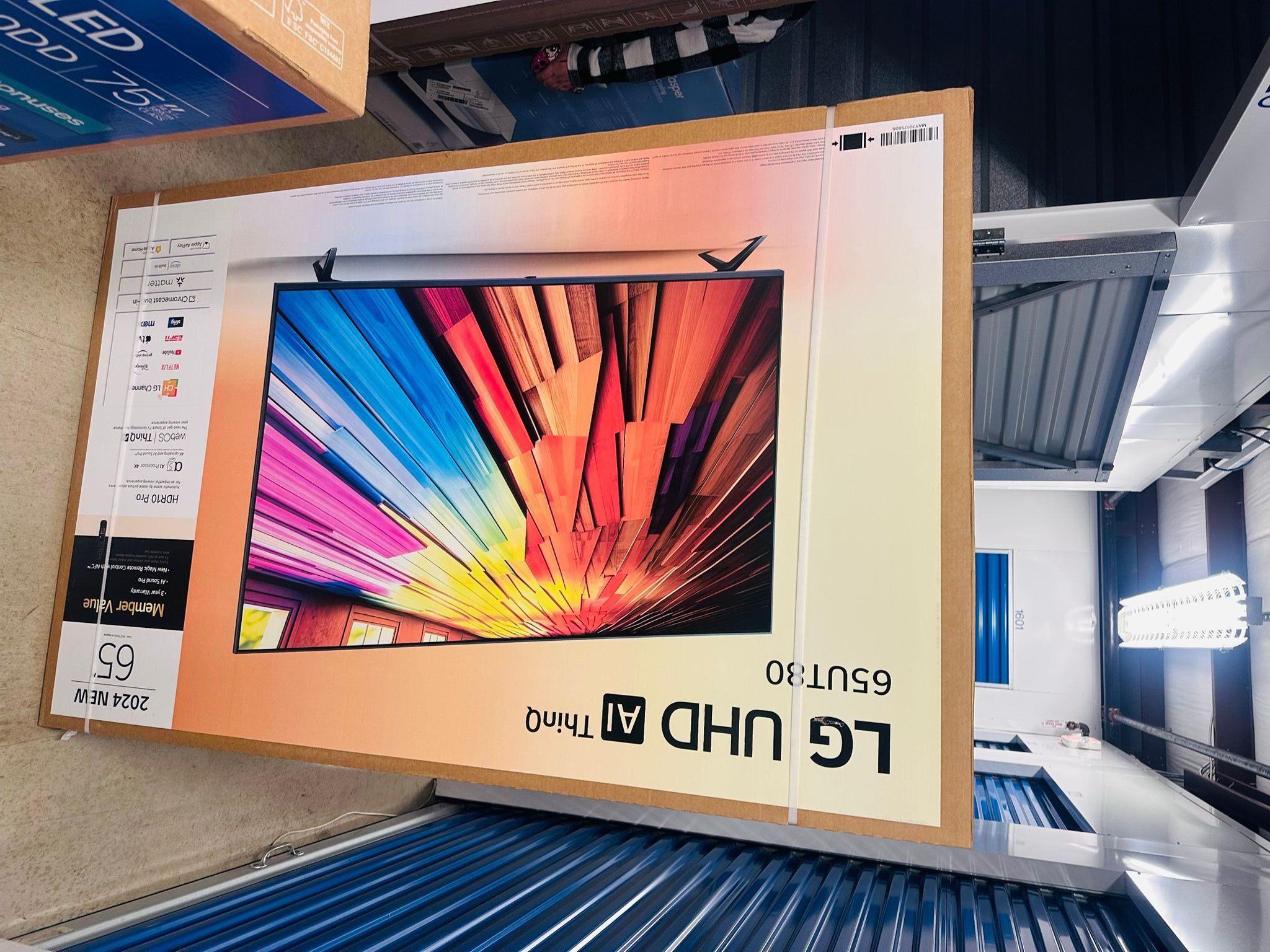 TVs 65 Inch