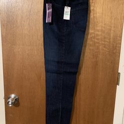 NEW  w/tags  Dark Blue  Slimming Jean