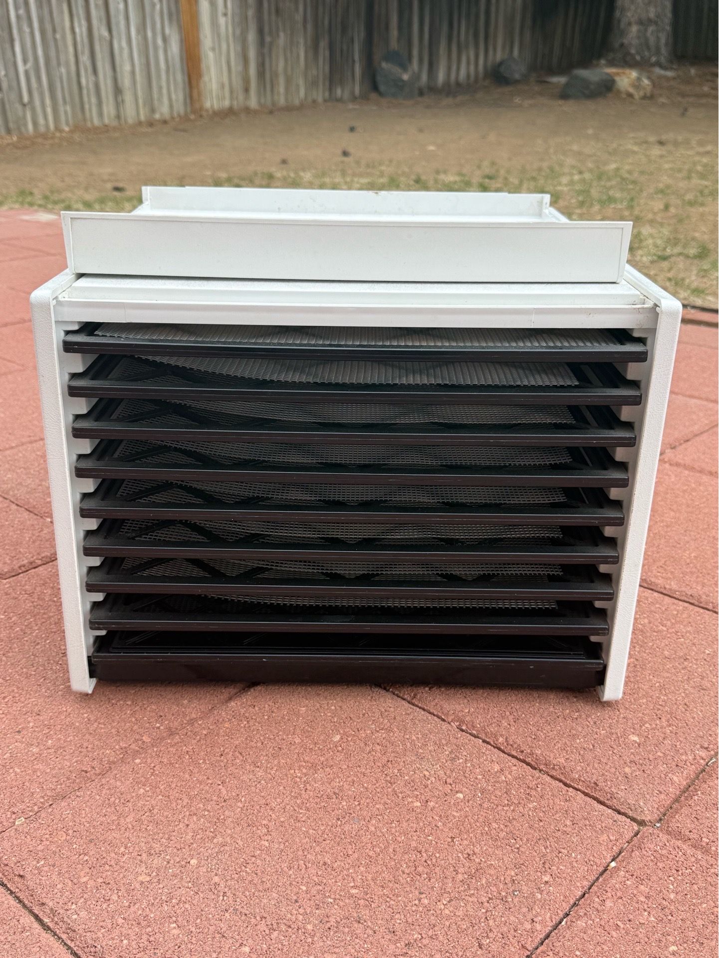 Food dehydrator