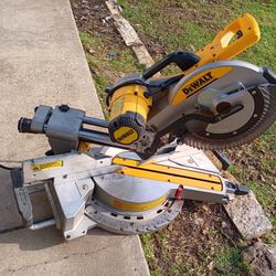 Dewalt 12 Inch Saw