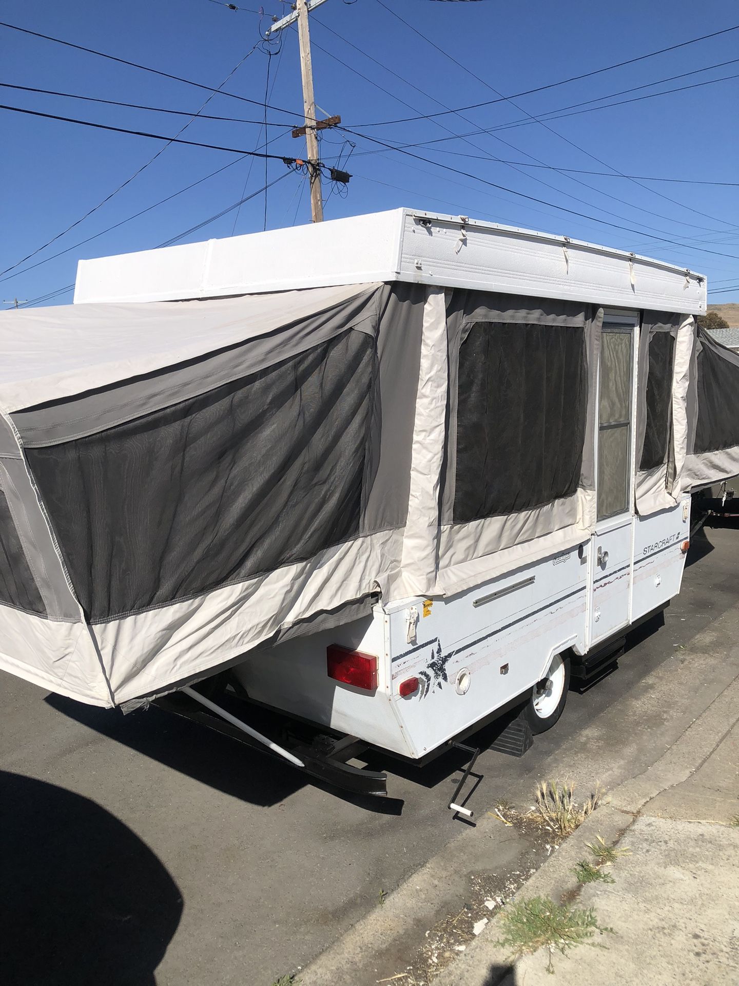 1991 StarCraft pop-up trailer