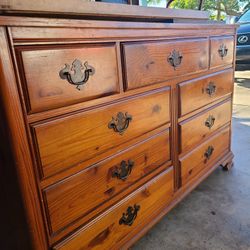 Solid Wood Dresser With Mirror