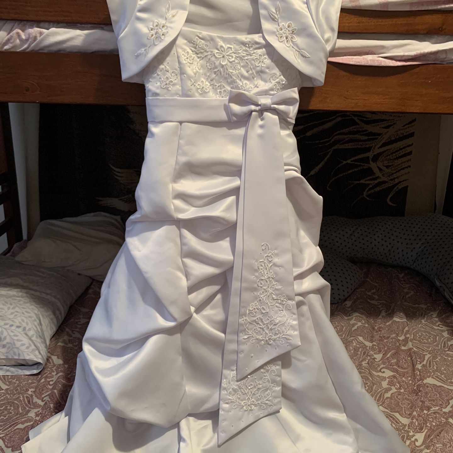 GIRL’s FIRST COMMUNION DRESS