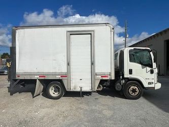 2015 Isuzu  NQR