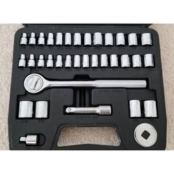 Thorsen 3/8 SAE & Metric Drive Socket Wrench 35pc Set