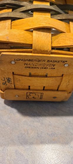 Vintage Longaberger Basket Shamrock Design Thumbnail