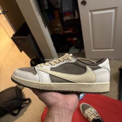 Jordan 1 Travis Reverse Mocha