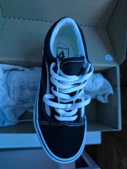 NEW! Vans Old Skool Black White Low-Top Sneakers