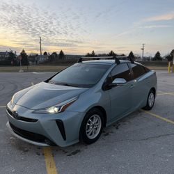 2019 Toyota Prius 