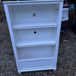 Kids White Bookcase new condition with scratches from delivery