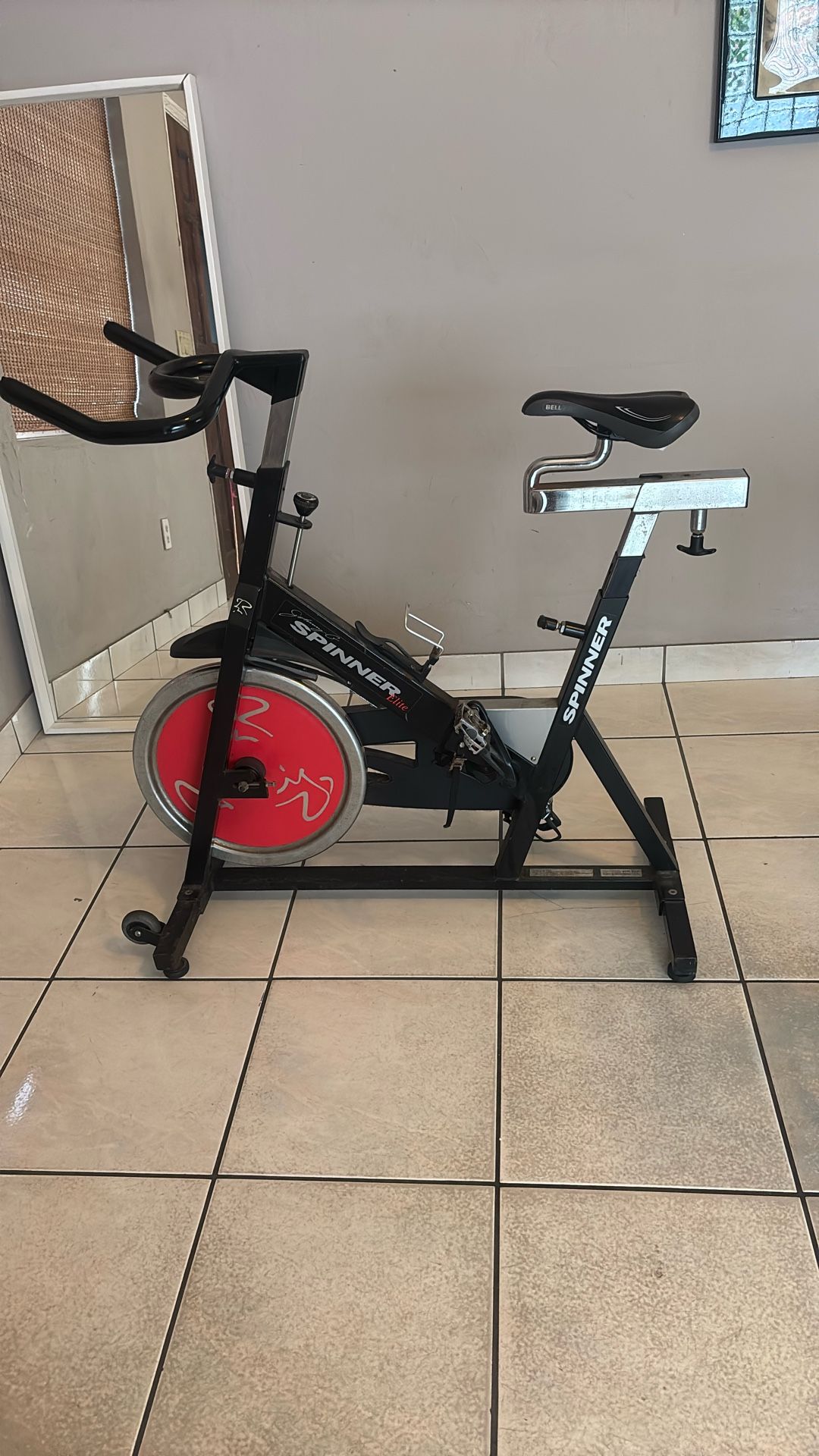 Bicicleta para hacer ejercicio