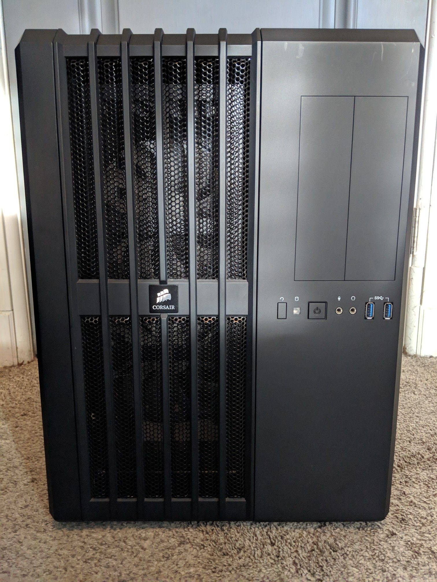 Corsair Carbide Series Air 540 High Airflow ATX PC Mid Tower Computer Case