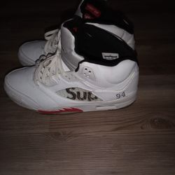 Supreme 