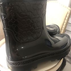 Rain Boots Coach Size 6 New Make Offer 