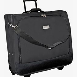 Geoffrey BeeneBlack Rolling Garment Carrier Bag