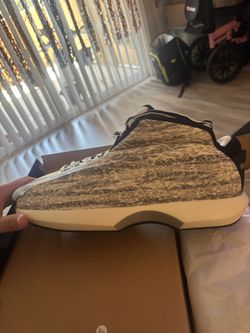 Men’s Basketball Shoes Size 15