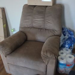 Recliners 
