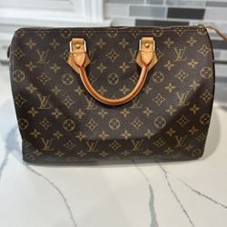 Authentic Louis Vuitton Speedy 35