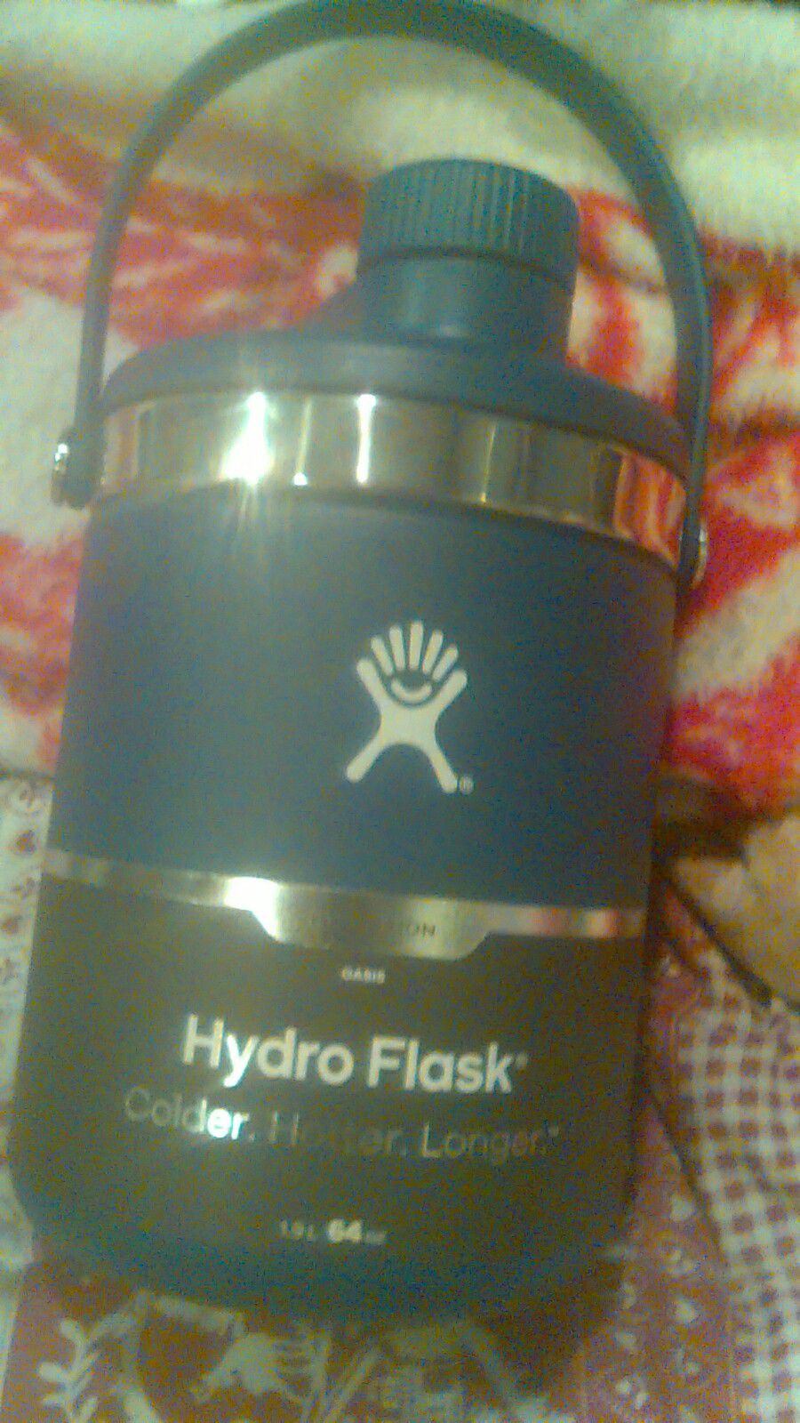 Hydro Flask 64oz