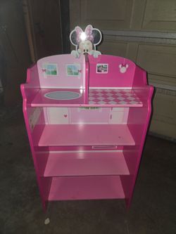​Minnie Mouse Kids Furniture Set: Delta Children 3-in-1 Activity Bench & Playhouse Bookcase