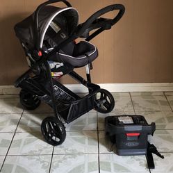 LIKE NEW GRACO CLICK CONNECT TRAVEL SYSTEM STROLLER CAR SEAT AND BASE !!!!!