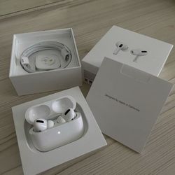 Airpods Pro Gen 2 Active Noise Cancellation 