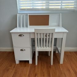KidKraft Kids Wooden Desk With Chair