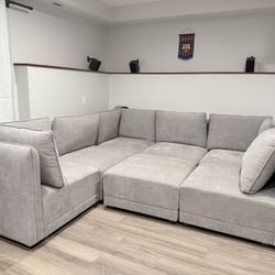 Corner Sectional Sofa With Ottoman