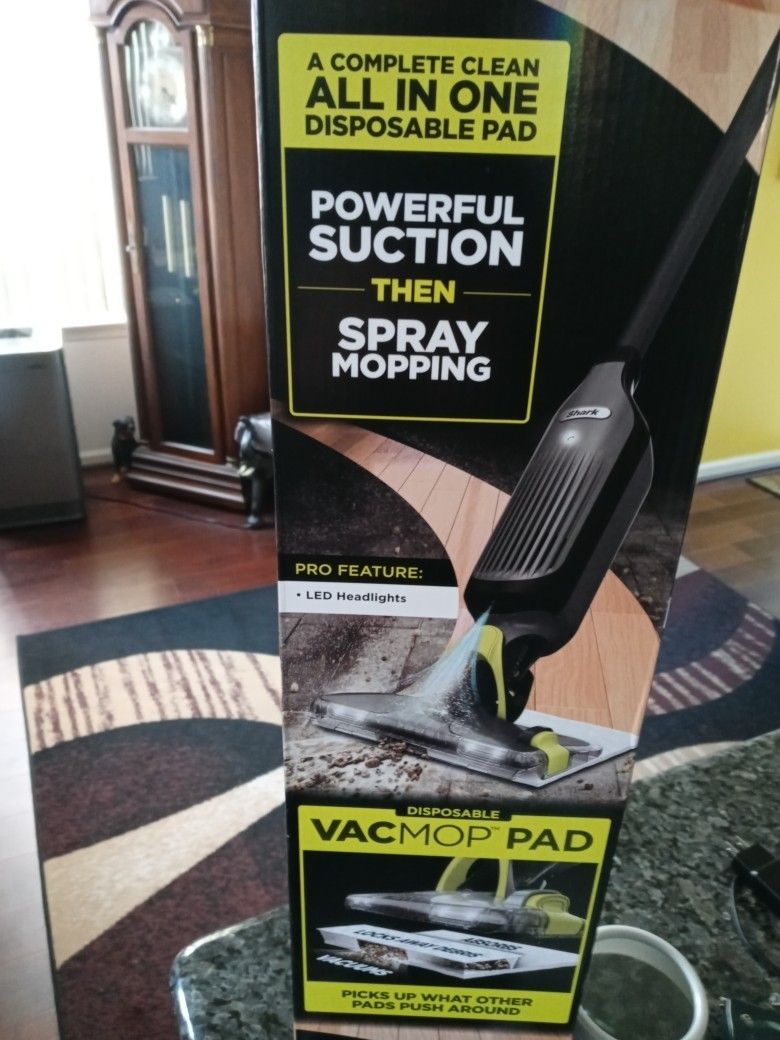 SHARK VAC AND MOP 